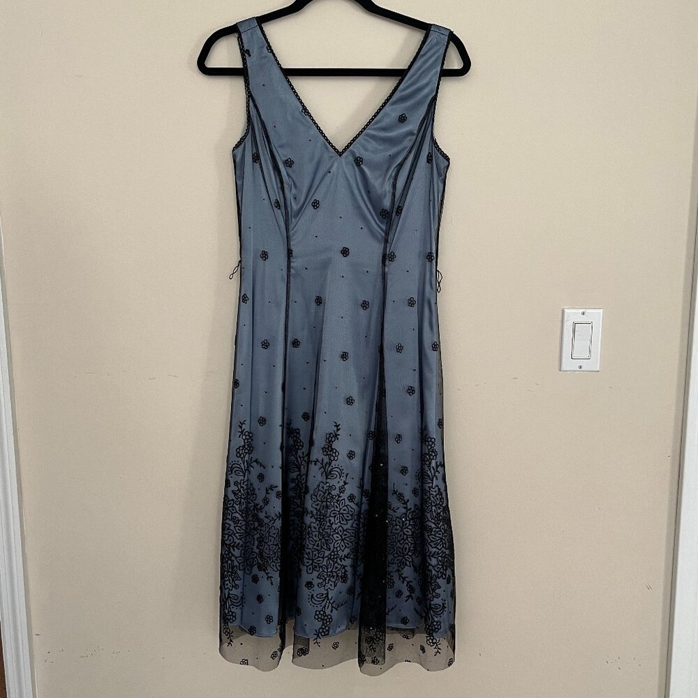 Adrianna Papell Boutique Blue Mesh Black Beaded Gown Dress Quiet Luxury Glam 8
